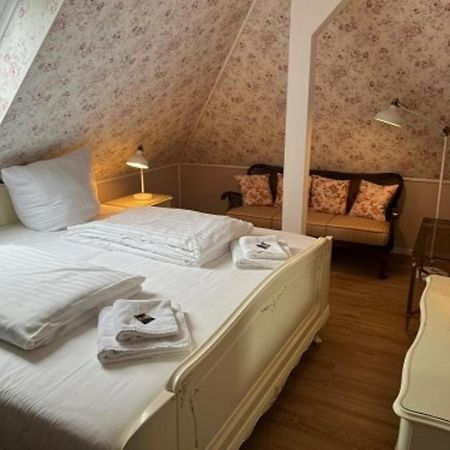 Studio-Apartment 29 Beim Saseler Markt Frisch Renoviert Hamburg-Harburg Buitenkant foto