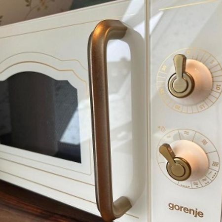 Studio-Apartment 29 Beim Saseler Markt Frisch Renoviert Hamburg-Harburg Buitenkant foto